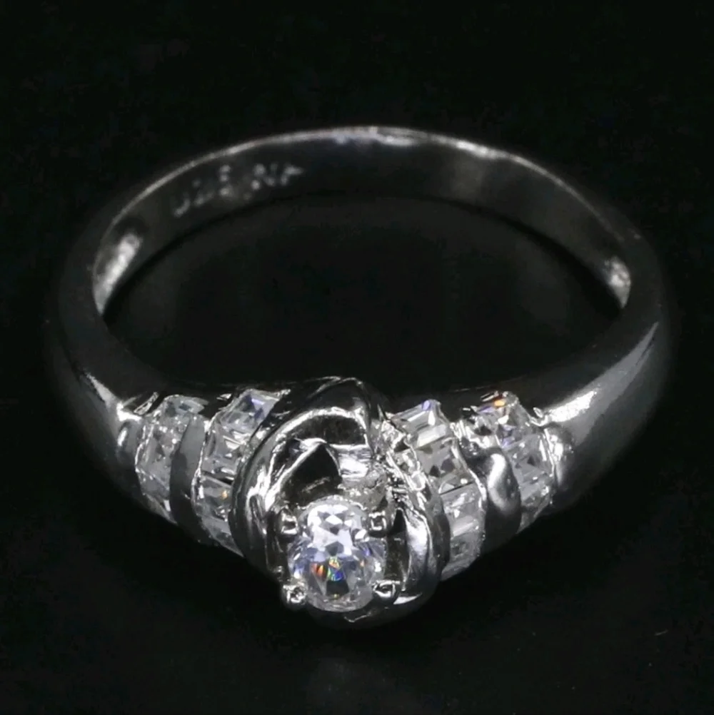 Sterling Silver NF CHAPAL ZENRAY White CZ Cluster Cocktail Ring Size 6.5 - 2.5g